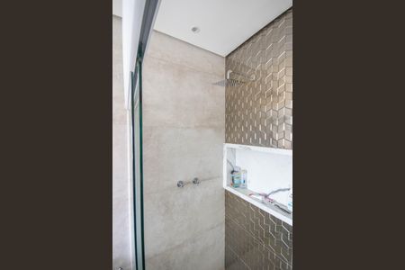 Apartamento à venda com 120m², 2 quartos e 3 vagas Apartamento à venda com 120m², 2 quartos e 3 vagasBanheiro da Suíte 2