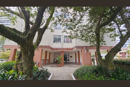 Apartamento à venda com 44m², 1 quarto e 1 vagaFachada