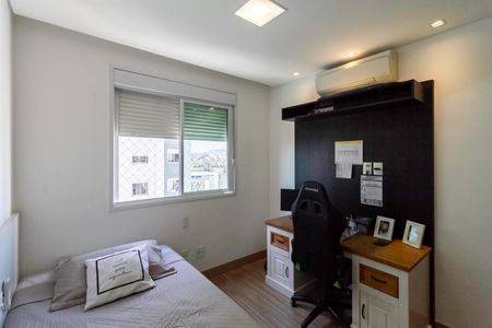 Apartamento à venda com 148m², 4 quartos e 3 vagasQuarto 1