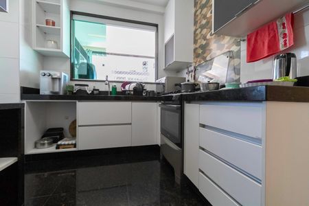 Apartamento à venda com 148m², 4 quartos e 3 vagasCozinha