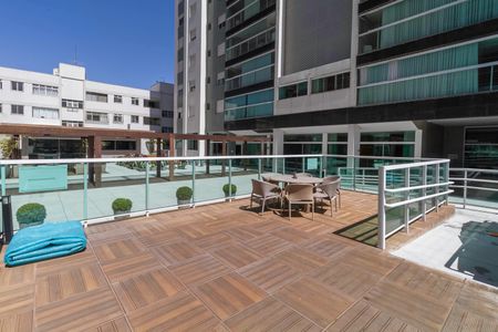 Apartamento à venda com 148m², 4 quartos e 3 vagasÁrea comum - Piscina