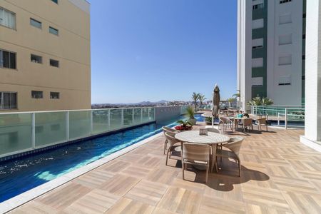 Apartamento à venda com 148m², 4 quartos e 3 vagasÁrea comum - Piscina