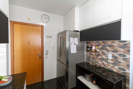 Apartamento à venda com 148m², 4 quartos e 3 vagasCozinha