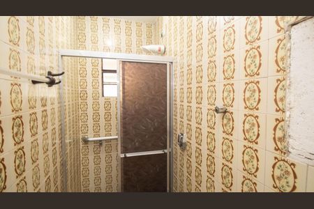 Casa à venda com 137m², 4 quartos e 1 vagaBanheiro