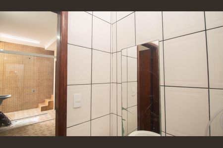 Casa à venda com 137m², 4 quartos e 1 vagaBanheiro 2