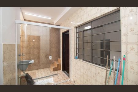 Casa à venda com 137m², 4 quartos e 1 vagaÁrea de Serviço