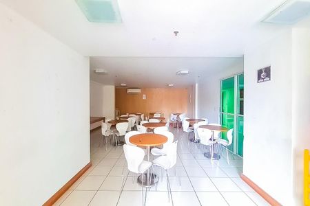 Apartamento à venda com 64m², 3 quartos e 1 vagaÁrea comum - Salão de festas