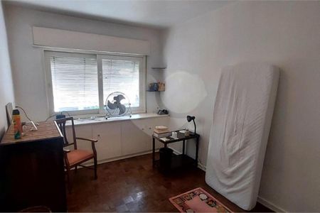 Casa à venda com 179m², 3 quartos e 2 vagas