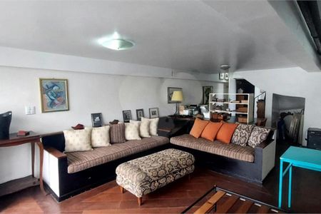 Casa à venda com 179m², 3 quartos e 2 vagas