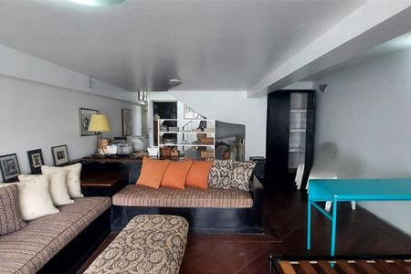 Casa à venda com 179m², 3 quartos e 2 vagas