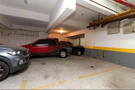 Apartamento à venda com 62m², 1 quarto e 1 vaga