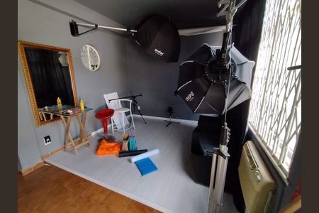 Casa à venda com 253m², 1 quarto e 3 vagas