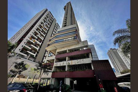 Apartamento à venda com 71m², 2 quartos e 1 vaga Apartamento à venda com 71m², 2 quartos e 1 vagaFachada