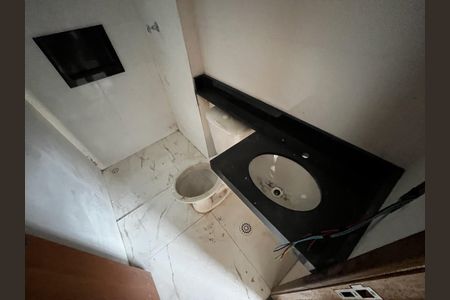 Apartamento à venda com 37m², 2 quartos e sem vagaBanheiro
