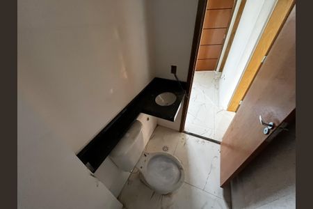 Apartamento à venda com 37m², 2 quartos e sem vagaBanheiro