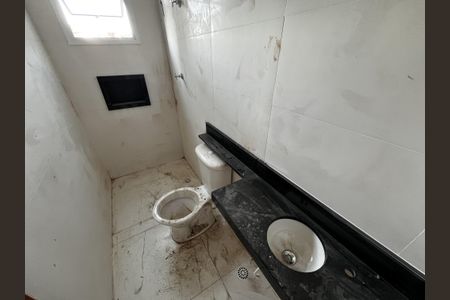 Apartamento à venda com 42m², 2 quartos e sem vagaBanheiro