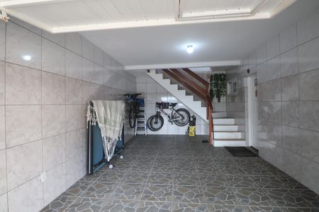 Casa à venda com 195m², 2 quartos e 3 vagasGaragem