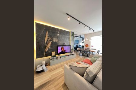 Foto 02 de apartamento à venda com 2 quartos, 49m² em Cambuci, São Paulo