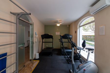 Apartamento à venda com 74m², 3 quartos e 1 vaga Apartamento à venda com 74m², 3 quartos e 1 vagaÁrea comum - Academia