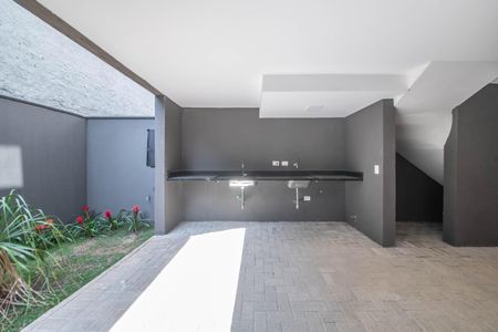 Casa de condomínio à venda com 146m², 2 quartos e 2 vagasLavanderia