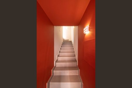 Casa de condomínio à venda com 146m², 2 quartos e 2 vagasEscada - Entrada