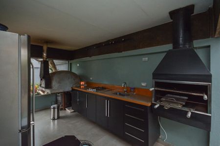 Casa à venda com 460m², 3 quartos e 4 vagas Casa à venda com 460m², 3 quartos e 4 vagasEspaço Gourmet