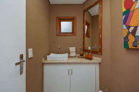 Casa à venda com 460m², 3 quartos e 4 vagas Casa à venda com 460m², 3 quartos e 4 vagasLavabo da Sala/Cozinha