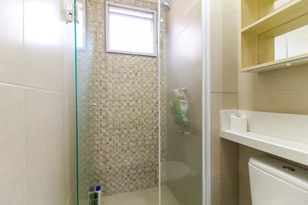 Apartamento à venda com 55m², 2 quartos e 2 vagas Apartamento à venda com 55m², 2 quartos e 2 vagasBanheiro da Suíte