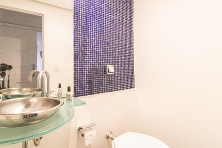 Apartamento para alugar com 121m², 3 quartos e 2 vagas Apartamento para alugar com 121m², 3 quartos e 2 vagasLavabo