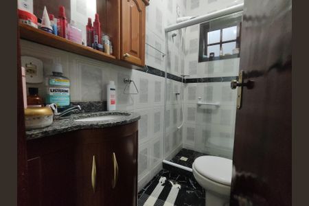 Casa à venda com 180m², 2 quartos e 2 vagas Casa à venda com 180m², 2 quartos e 2 vagasBanheiro Social