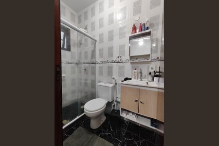 Casa à venda com 180m², 2 quartos e 2 vagas Casa à venda com 180m², 2 quartos e 2 vagasBanheiro da Suíte