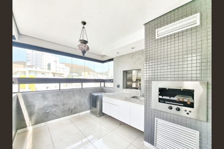 Apartamento à venda com 160m², 3 quartos e 4 vagas Apartamento à venda com 160m², 3 quartos e 4 vagasCozinha