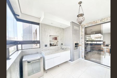Apartamento à venda com 160m², 3 quartos e 4 vagas Apartamento à venda com 160m², 3 quartos e 4 vagasCozinha