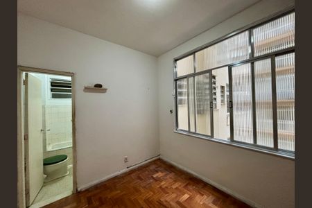 Apartamento à venda com 35m², 1 quarto e sem vaga Apartamento à venda com 35m², 1 quarto e sem vagaSuíte