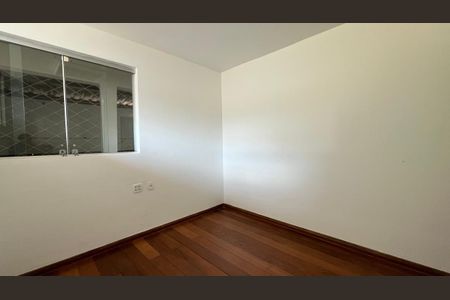 Casa para alugar com 539m², 5 quartos e 8 vagas Casa para alugar com 539m², 5 quartos e 8 vagasQuarto 1