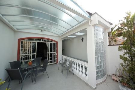 Casa à venda com 207m², 3 quartos e 2 vagasÁrea comum