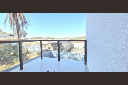 Casa à venda com 180m², 3 quartos e 2 vagasVaranda do Quarto 3