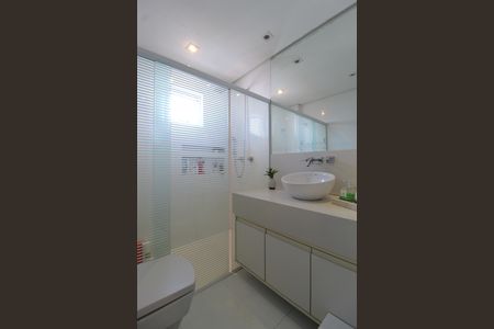 Apartamento à venda com 92m², 2 quartos e 1 vagaBanheiro da Suíte