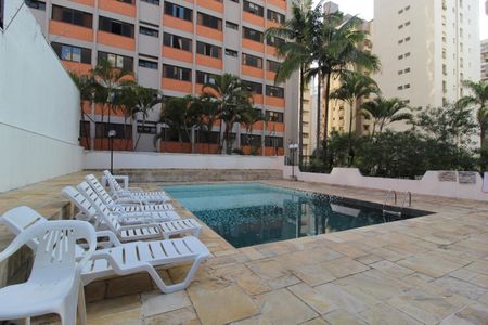 Apartamento à venda com 92m², 2 quartos e 1 vagaÁrea Comum - Piscina