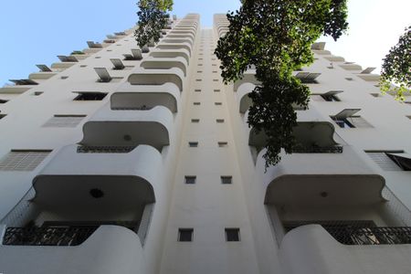 Apartamento à venda com 92m², 2 quartos e 1 vagaFachada do Prédio