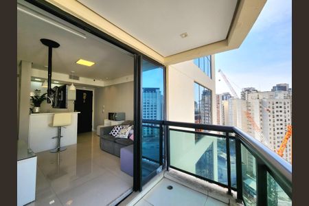 Apartamento para alugar com 32m², 1 quarto e 1 vaga Apartamento para alugar com 32m², 1 quarto e 1 vagaVaranda