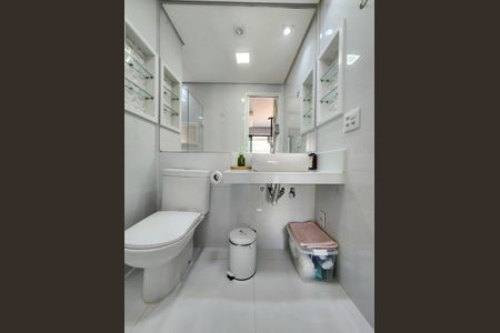 Apartamento para alugar com 32m², 1 quarto e 1 vaga Apartamento para alugar com 32m², 1 quarto e 1 vagaBanheiro