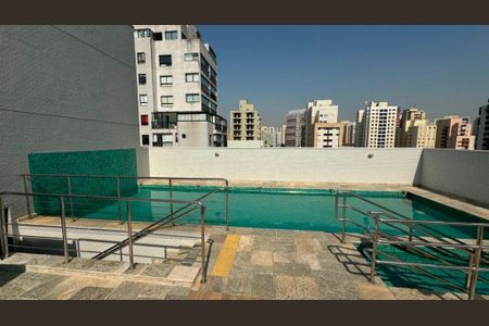 Apartamento à venda com 37m², 1 quarto e 1 vagaFoto 01