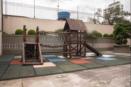 Apartamento à venda com 128m², 3 quartos e 3 vagasÁrea comum - Playground