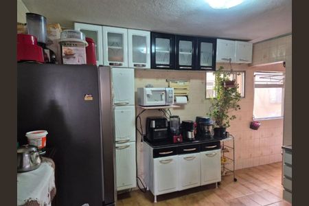 Apartamento à venda com 75m², 3 quartos e sem vaga Apartamento à venda com 75m², 3 quartos e sem vagaFoto 01