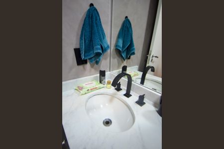 Apartamento à venda com 62m², 2 quartos e 2 vagasBanheiro