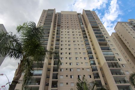 Apartamento à venda com 62m², 2 quartos e 1 vaga Apartamento à venda com 62m², 2 quartos e 1 vagaFachada