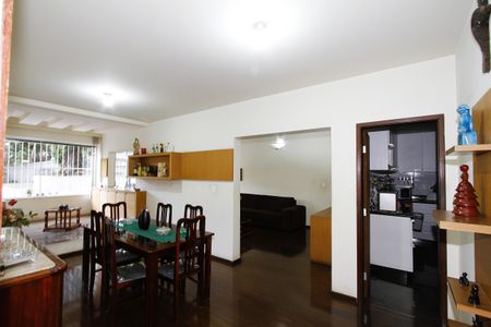 Apartamento à venda com 180m², 4 quartos e 2 vagasSala 2