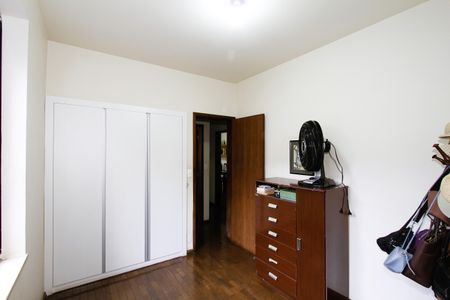 Apartamento à venda com 180m², 4 quartos e 2 vagasQuarto 2