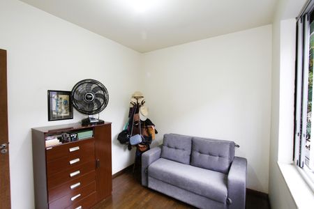 Apartamento à venda com 180m², 4 quartos e 2 vagasQuarto 2